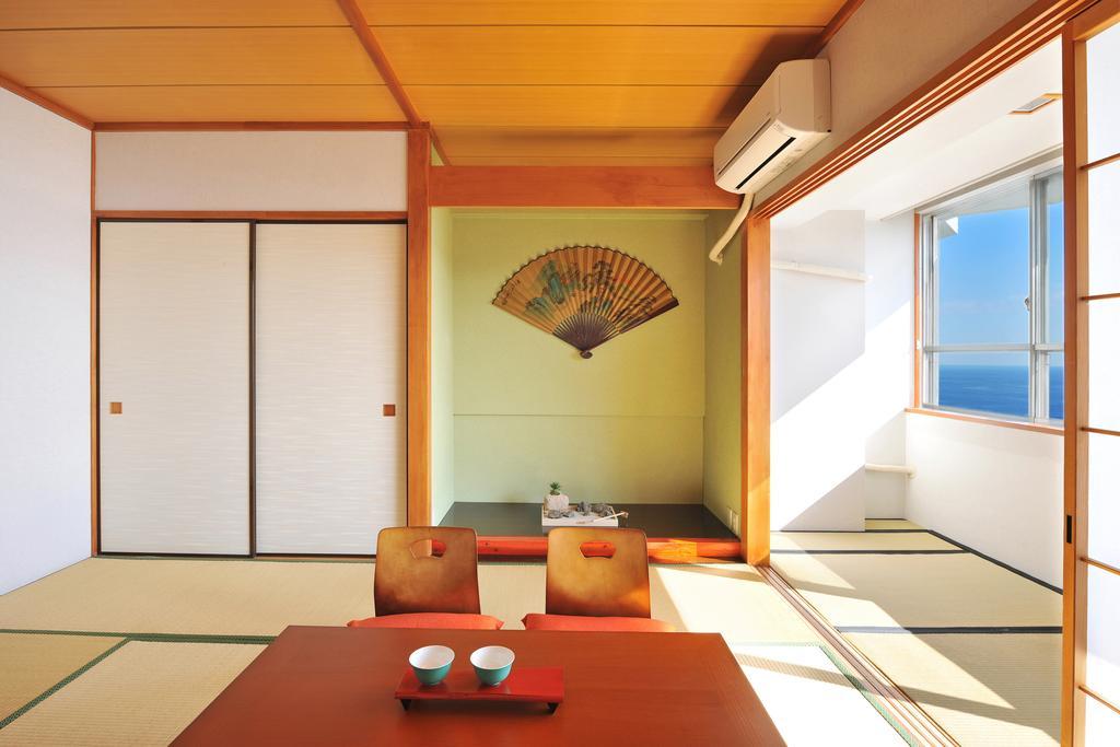 Onsen Hostel Hinoemi Atami  Room photo